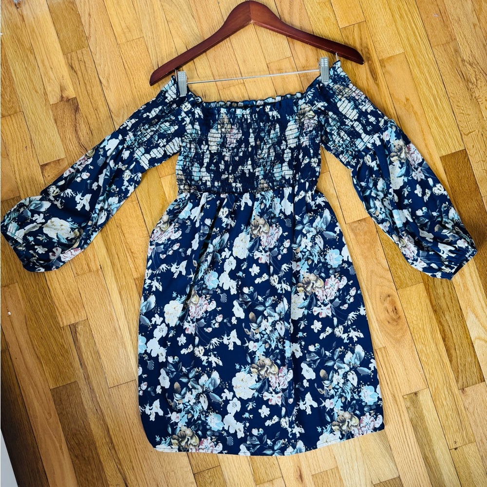 Soprano Navy Floral Off-Shoulder Chiffon Long Sleeve Dress, Small